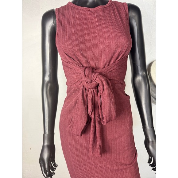Lush Womens Dress Tie Waist Ribbed Sleeveless Burgundy Knit‎ Bodycon Small - Picture 2 of 9